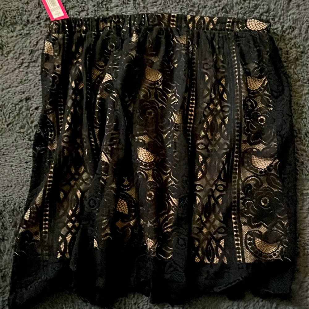 Black and Tan skirt